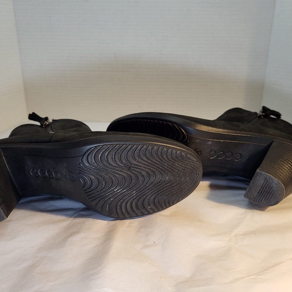 Ecco Touch Black Suede Side Zip Ankle Boots | Size 8.5 | EUC - Picture 8 of 13
